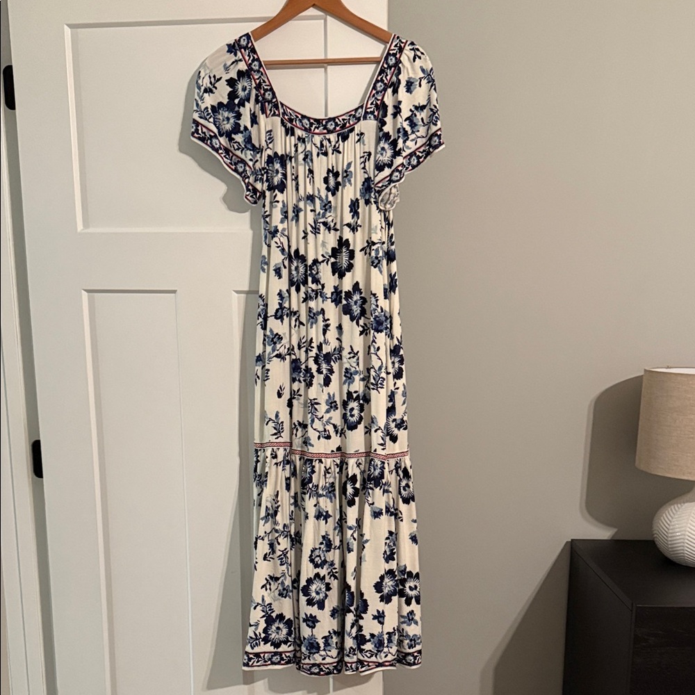 Max Studio Navy and Cream Floral Maxi Dress
